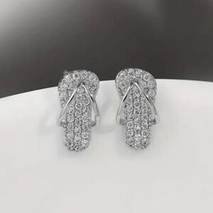 Slipper Studs With Inlaid Zircon
